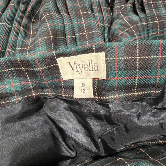 Viyella Vintage Navy, Green & Red Plaid Wool Pleated Skirt Size 12 - Picture 9 of 9